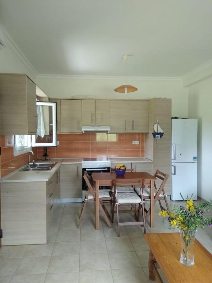Lonelia'S Family Homes Lefkimmi  Luaran gambar